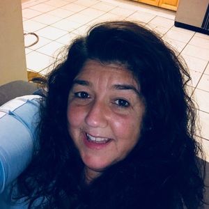 Meet your Posher, Idaly